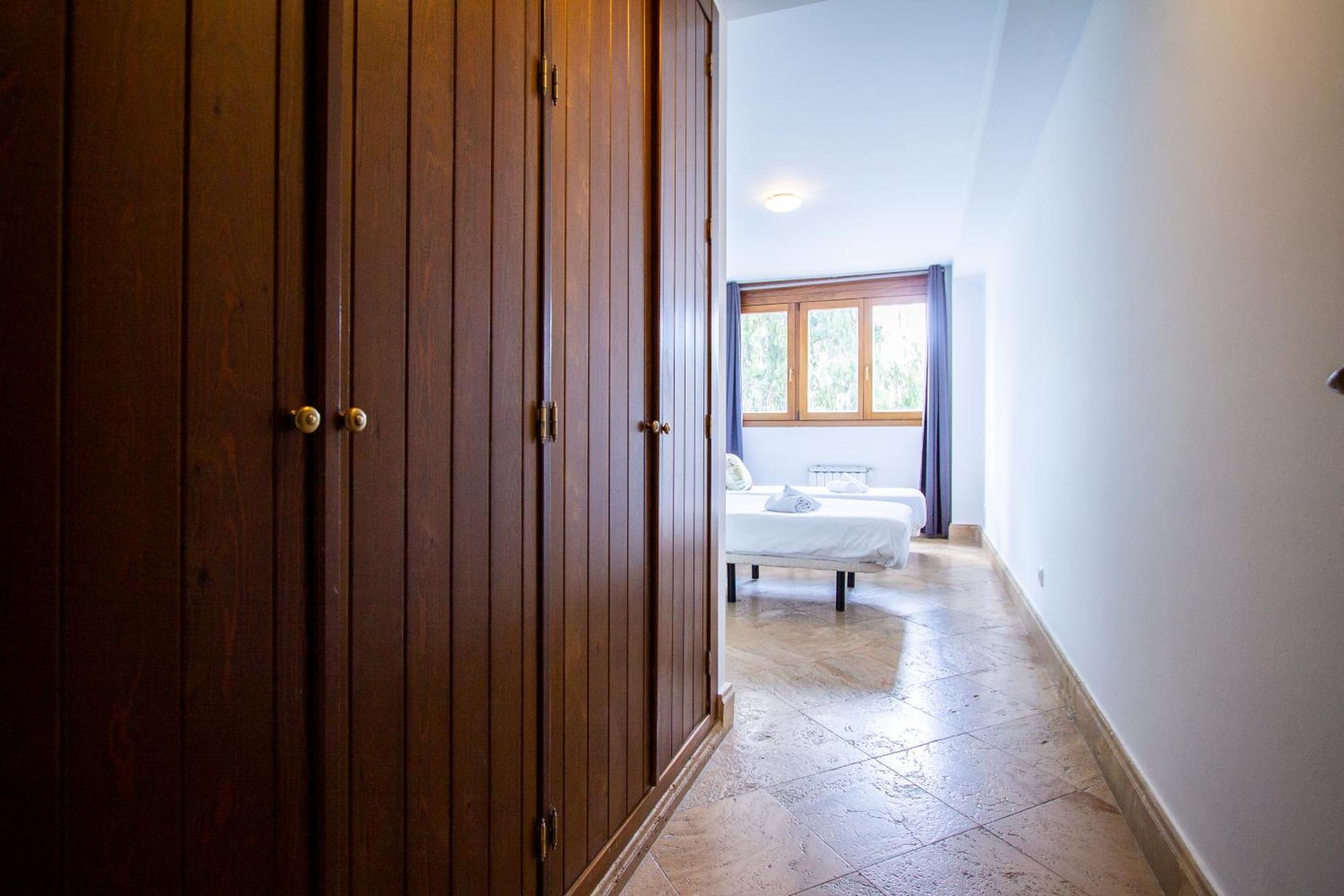 Apartamentos Villablino Arturo Soria Madryt Zewnętrze zdjęcie