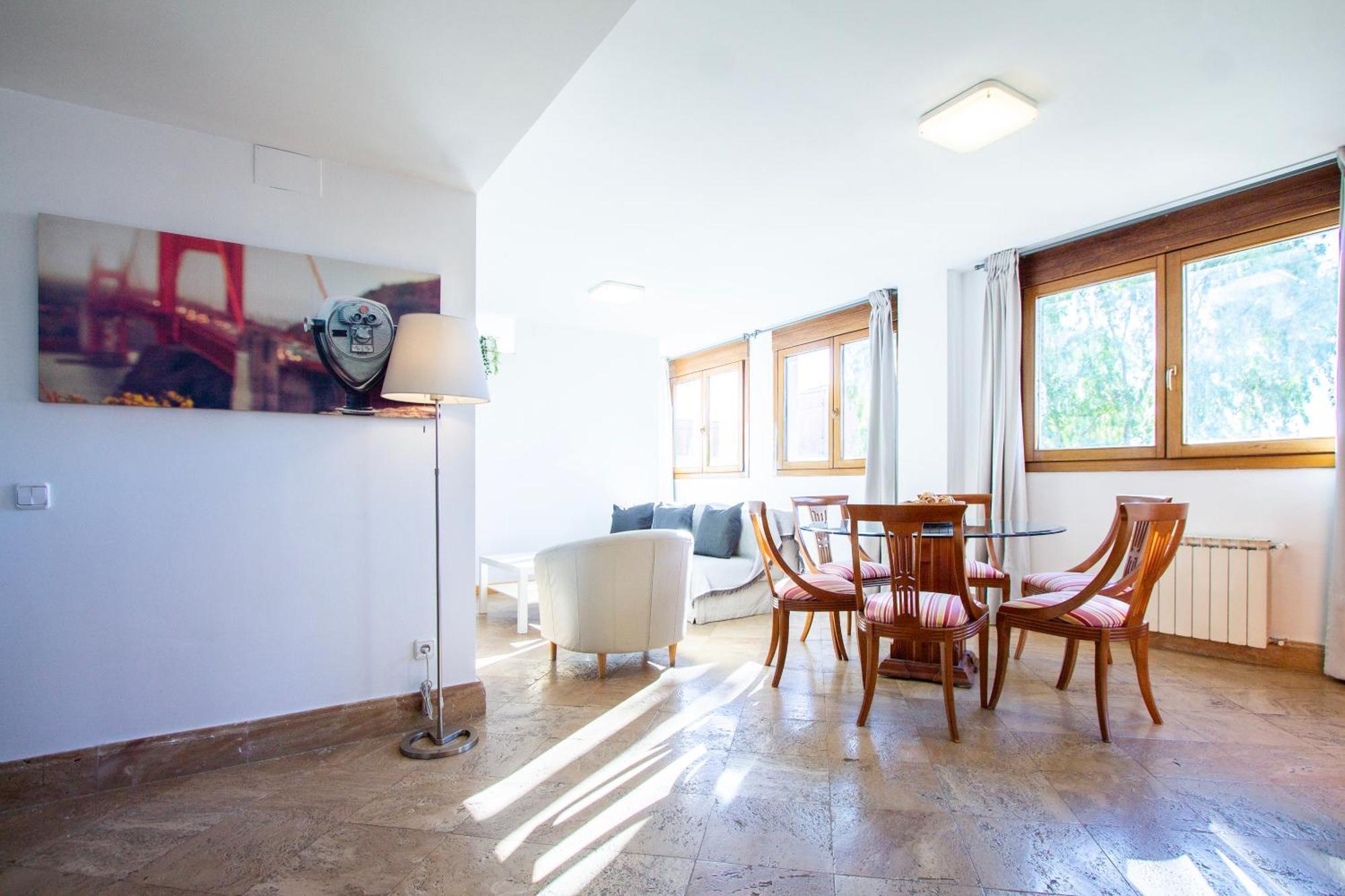 Apartamentos Villablino Arturo Soria Madryt Zewnętrze zdjęcie