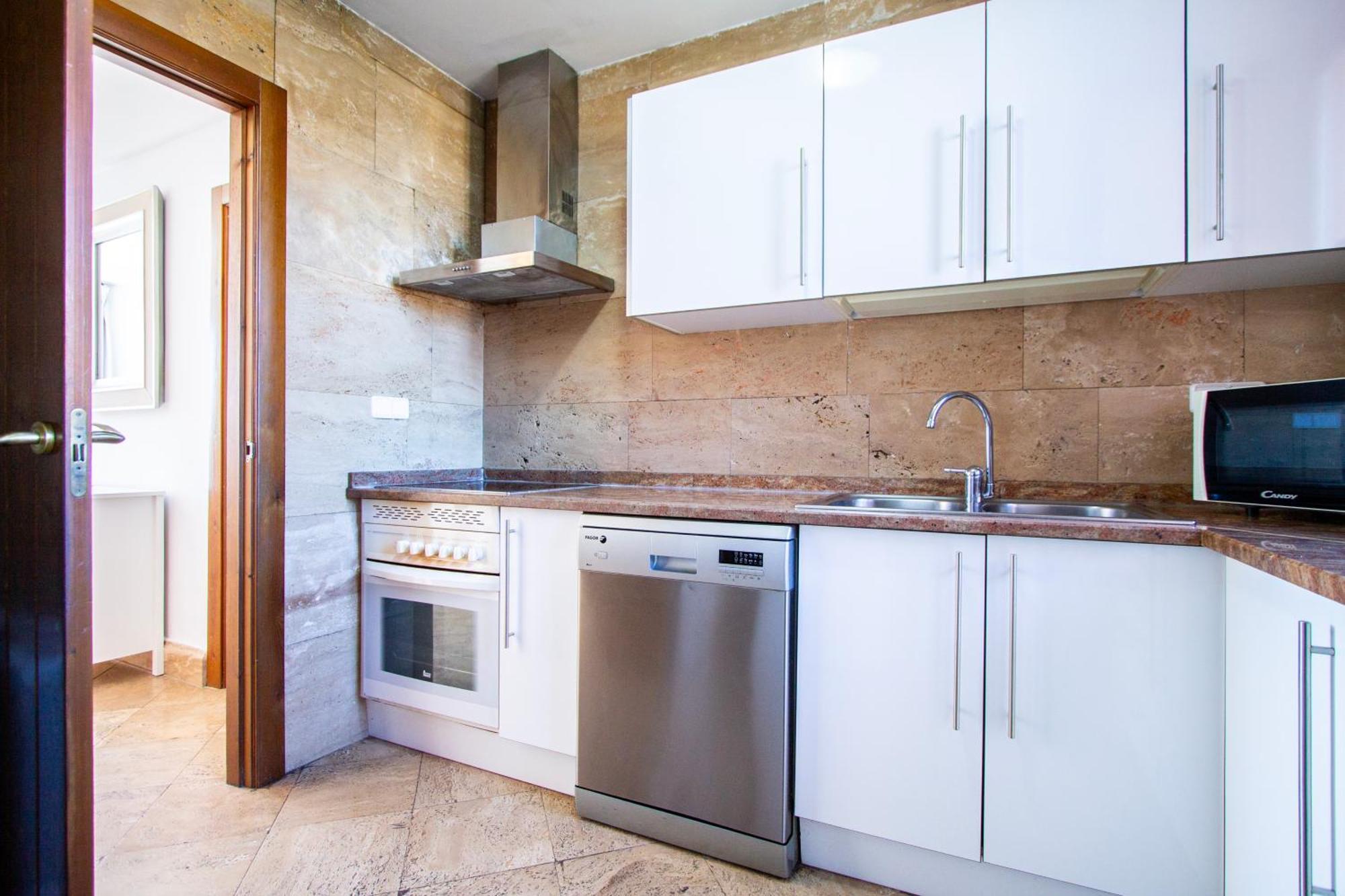 Apartamentos Villablino Arturo Soria Madryt Zewnętrze zdjęcie